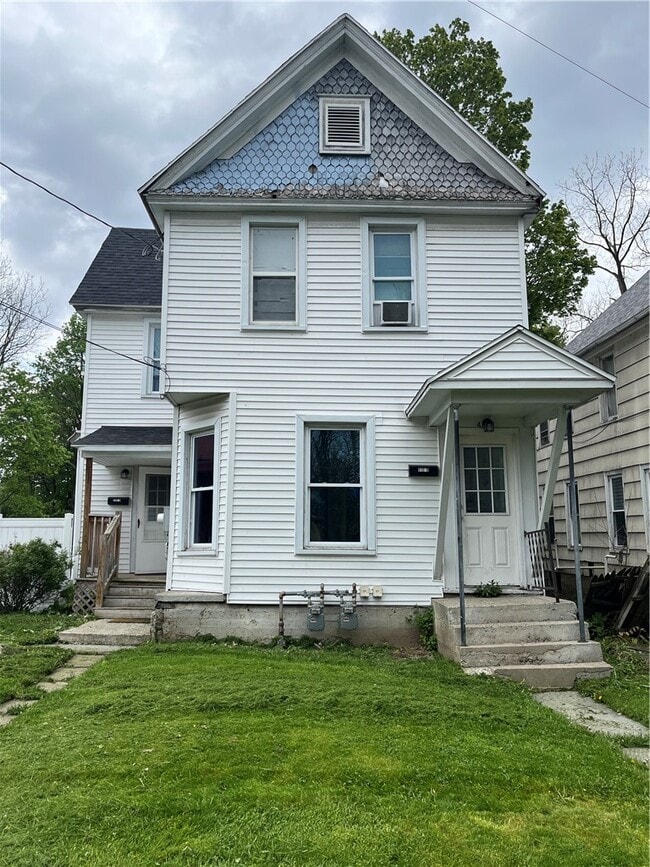 Building Photo - 410 Walnut St