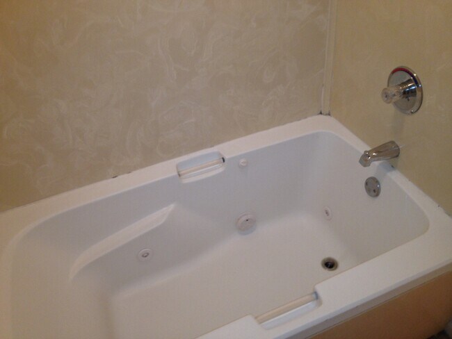 Photo - 2 bedroom 2 bath APARTMENT Branson MO  Affordable Living at the Foothills