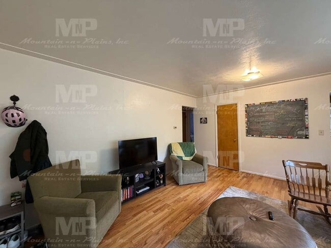 Photo - 522 Smith St