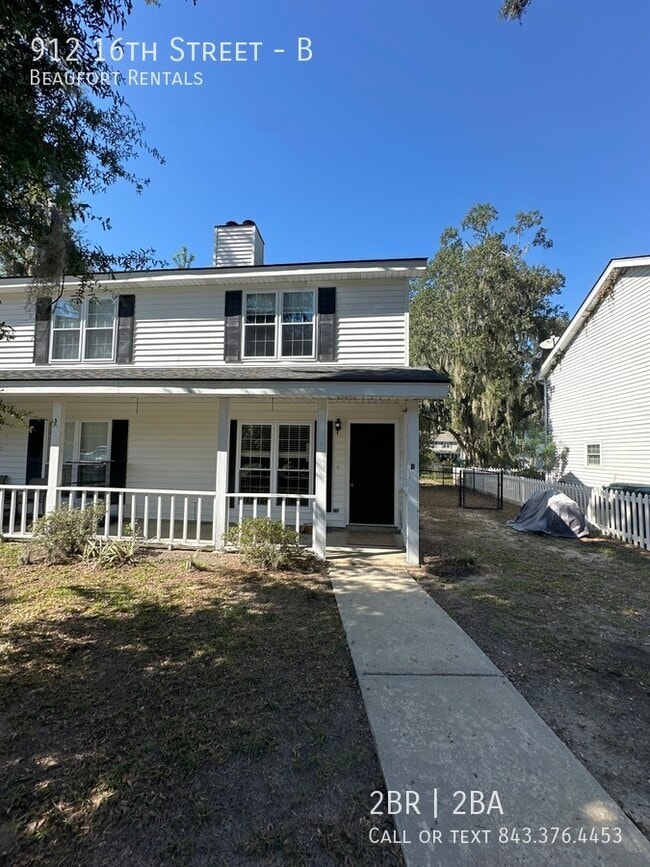Building Photo - 912 16th St Rental