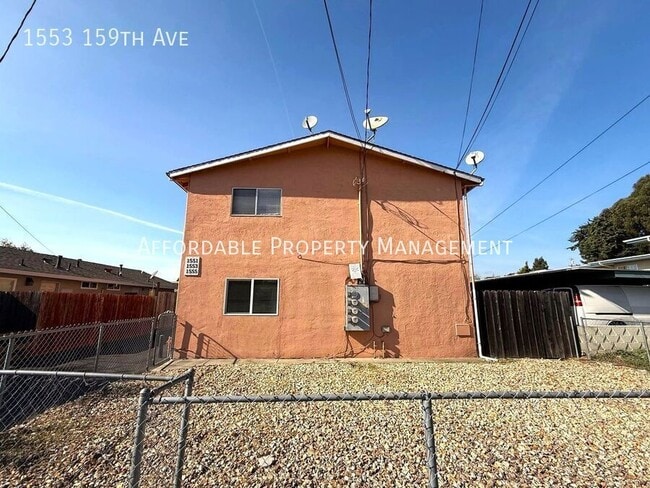 Photo - 1553 159th Ave