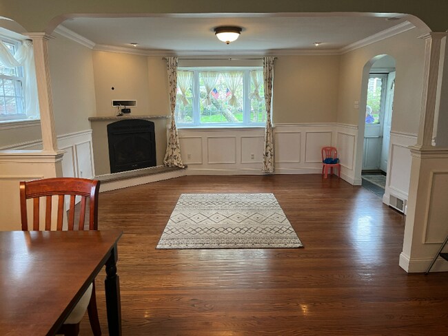 Photo - 407 Florence Ave