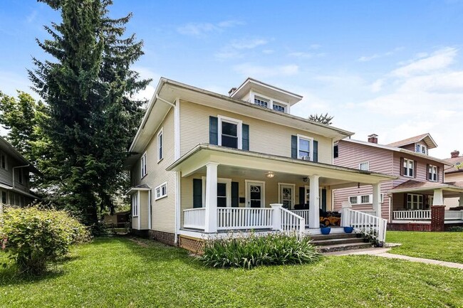 Photo - 509/511 E Northern Ave