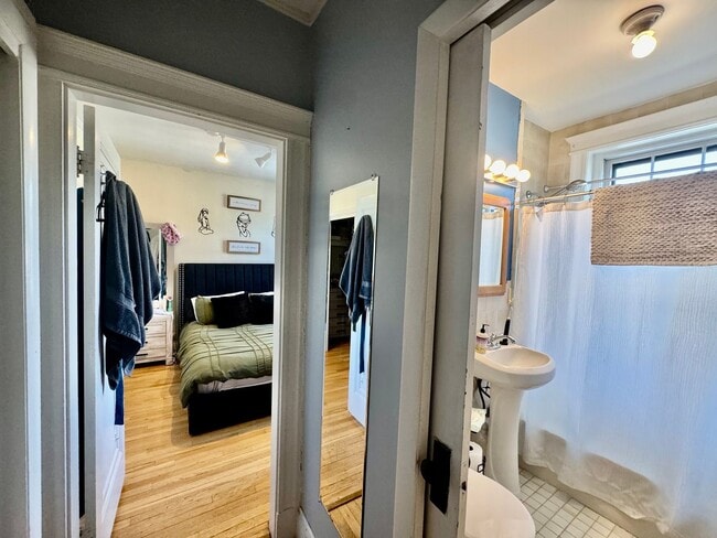 Photo - Spacious Cambridge 1 Bed