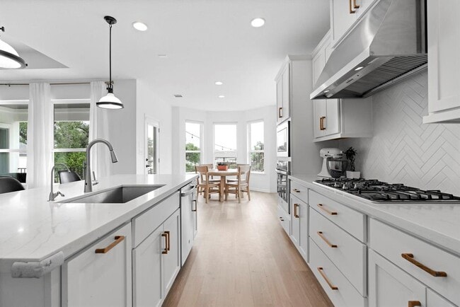 Photo - 1368 Pink Granite Blvd