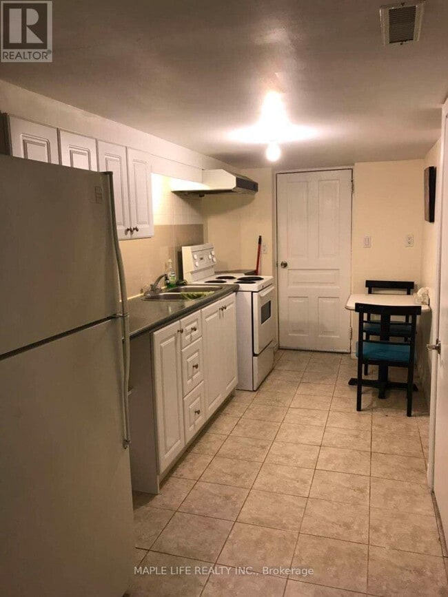 Photo - 235 Oakwood Ave