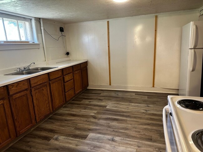 Photo - 2022 9th Ave Unit 2