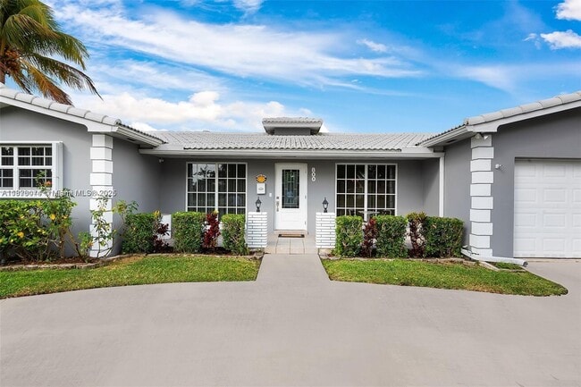 Photo - 800 N 46th Ave