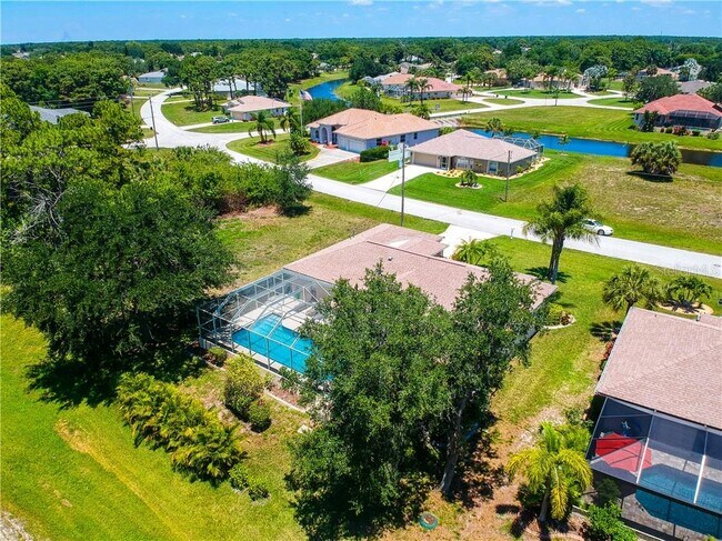 Photo - 155 Long Meadow Ln S