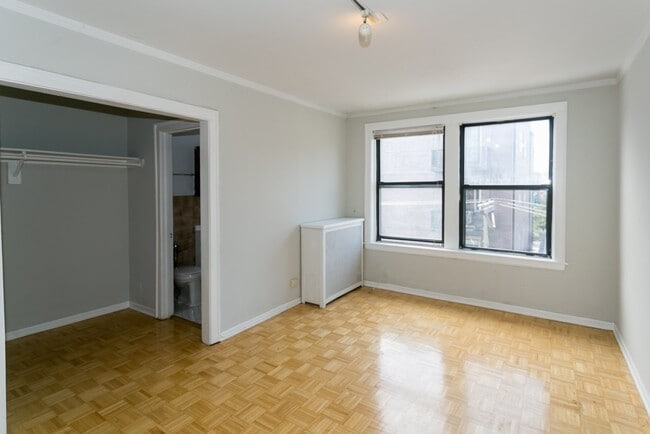 Photo - 629 W Belmont Ave Unit 514