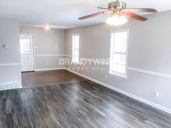 Photo - 8042 Port Douglas Dr