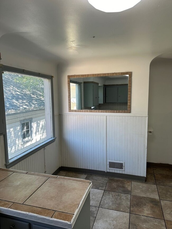 Photo - 1206 14th Ave Unidad Main Level