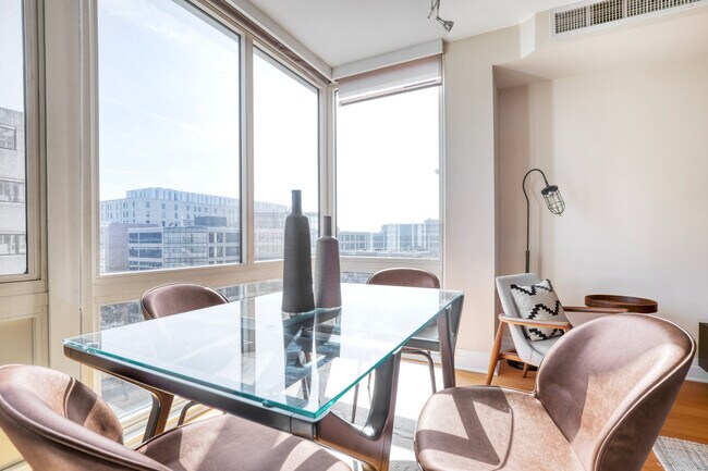 Photo - 2221 I St NW Unidad FL11-ID1216