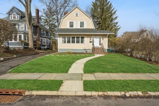 Photo - 439 St Marks Ave