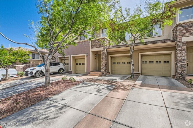 Building Photo - 668 Peachy Canyon Cir Unit 202 Rental
