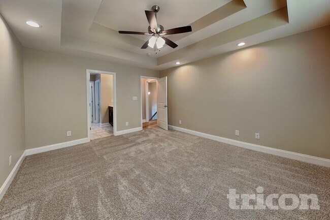 Photo - 1063 Spicer Dr