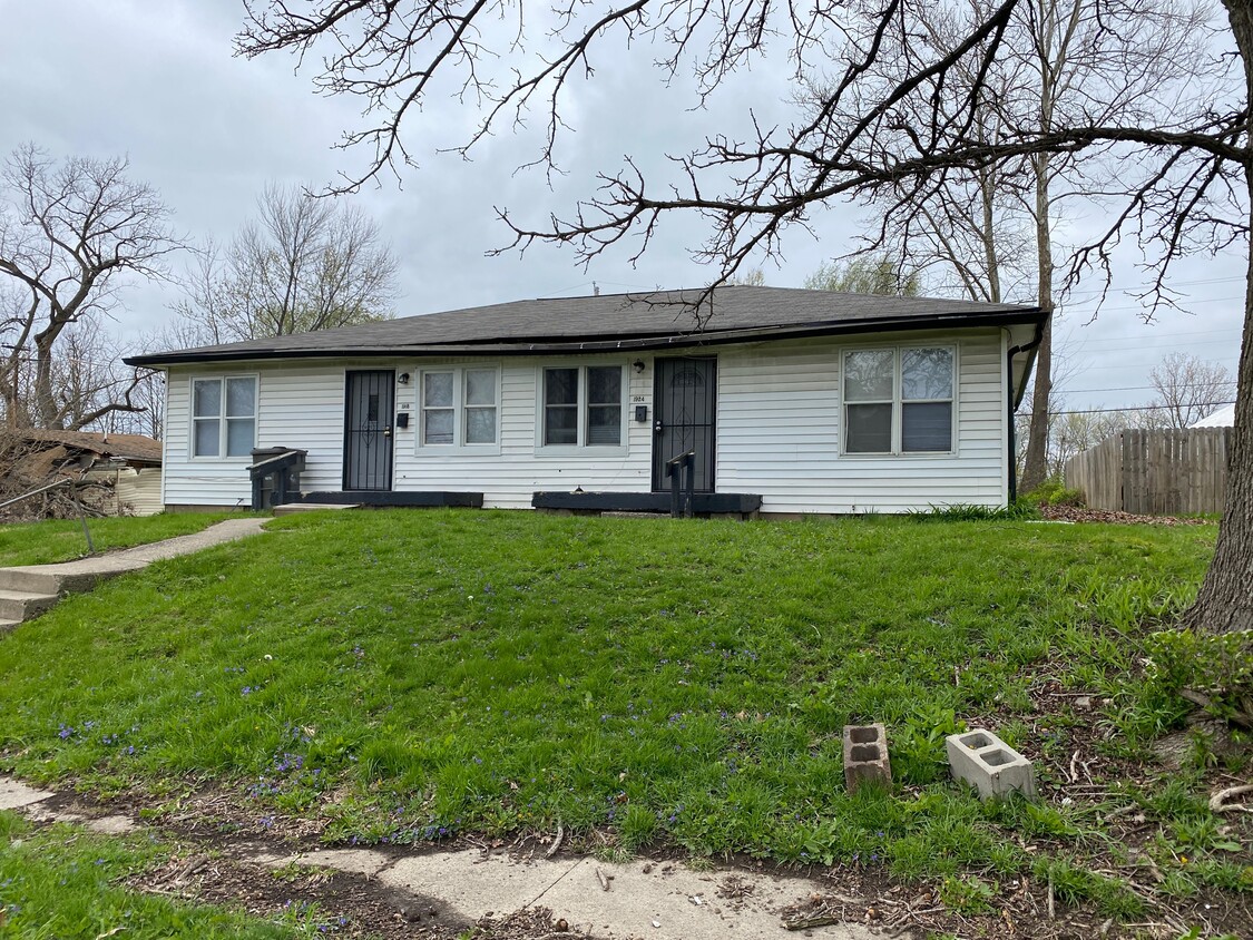Photo - 1918 Lawrence St (Indianapolis, IN)