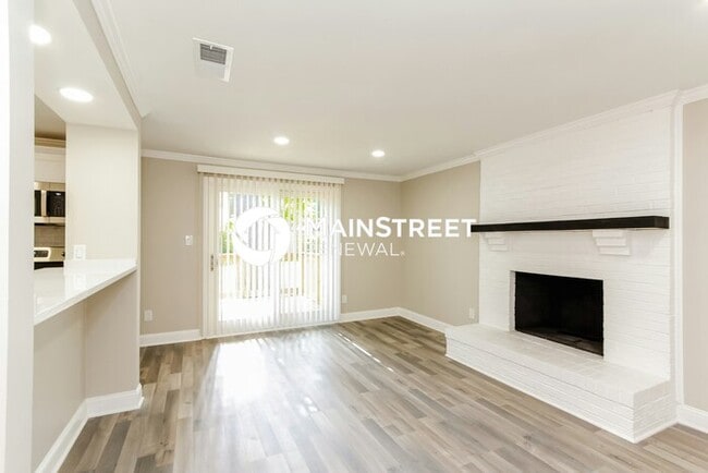 3 Bedroom Pet-Friendly Home in CHARLOTTE, NC with Main Street Renewal