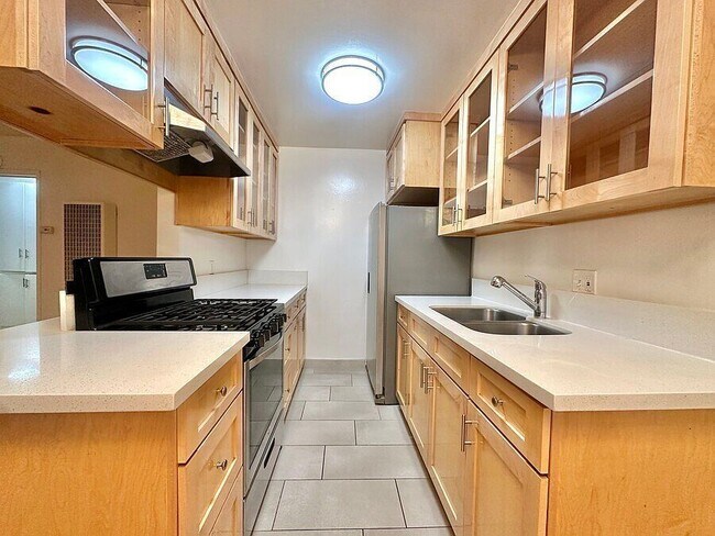 Photo - 23 Thornton Ave Unidad 8