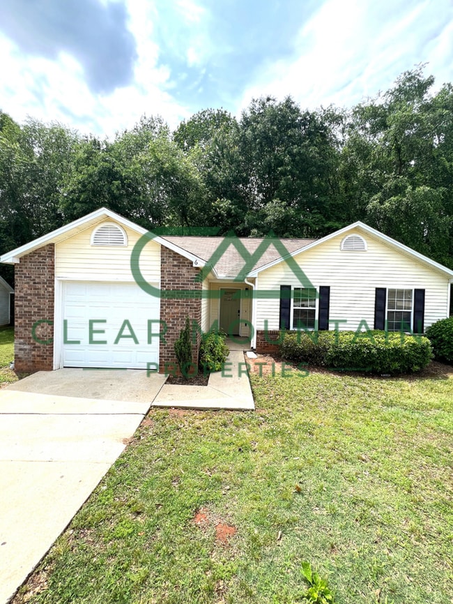 Building Photo - WINTER IS COMING! REDUCED RENT - $1799