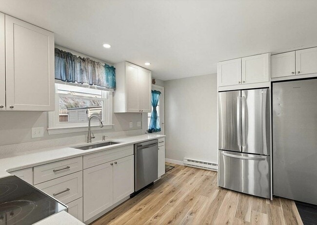 Photo - 11 Railroad Ave Unit 12