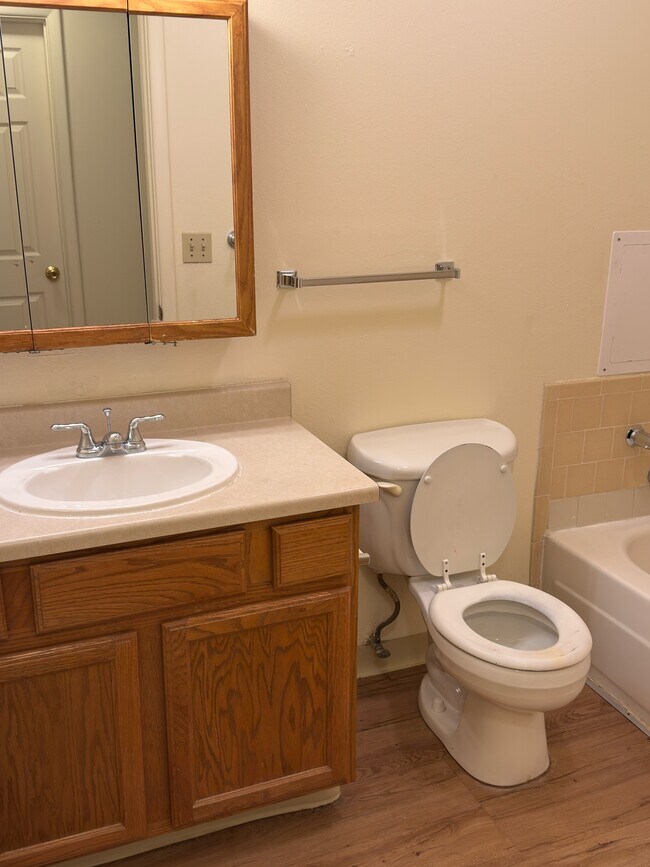 Photo - 5977 Marius Dr Unidad 5997