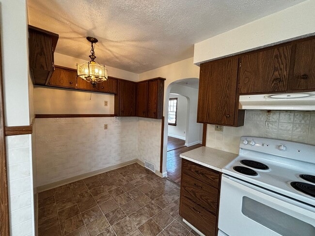 Photo - Charming Single Family Home for Rent - Excellent Grove City Location!