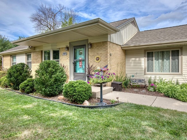 Photo - 4454 N 107th St