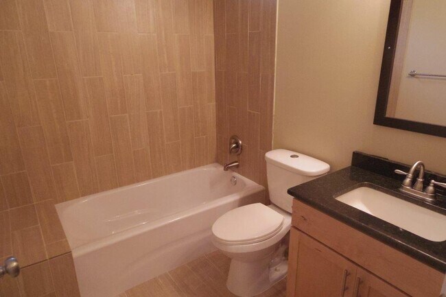 Photo - 3504 Speedway Unidad A