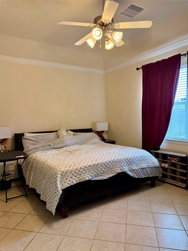 Photo - 30723 Legends Ridge Dr