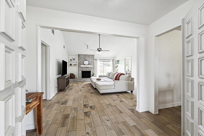 Photo - 10735 Sagecanyon Dr