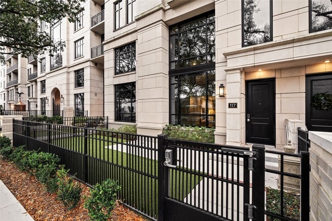 Photo - 2511 Willowick Rd