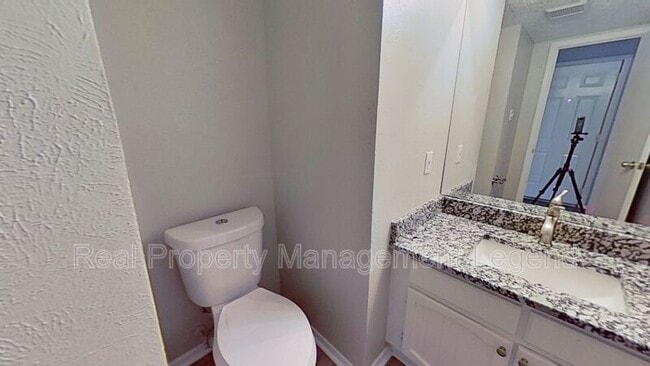 Photo - 2902 Fielder Rd