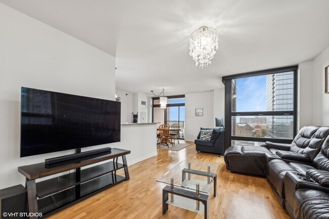 Photo - 1160 S Michigan Ave Unit 1105