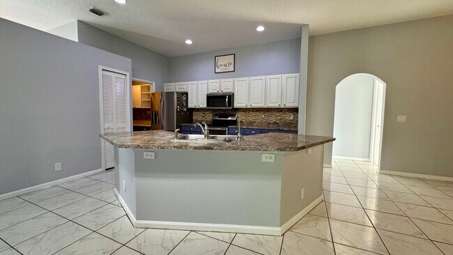 Photo - 17630 38th Rd N