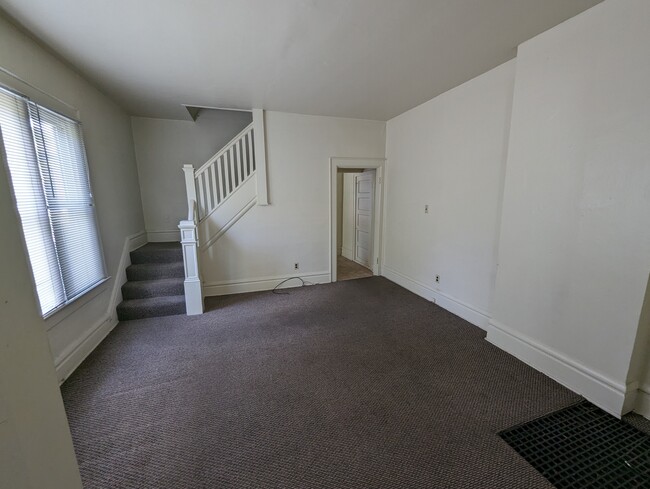 Comedor - 2290 Indiana Ave Unidad 2292