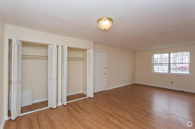 Interior Photo - Sherwood Park Rental