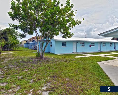 Photo - 2139 Washington St NE