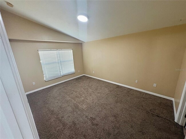 24905 Siena Dr