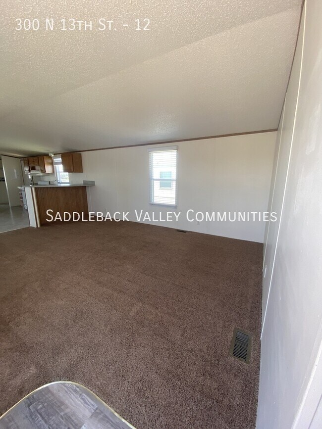 Photo - 300 N 13th St