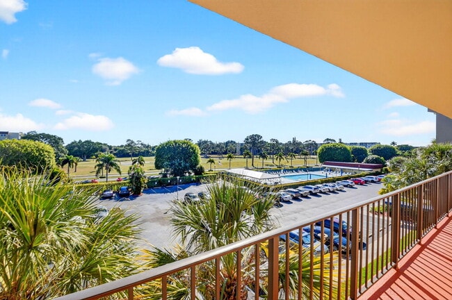 Photo - 3661 Via Poinciana Unit 410