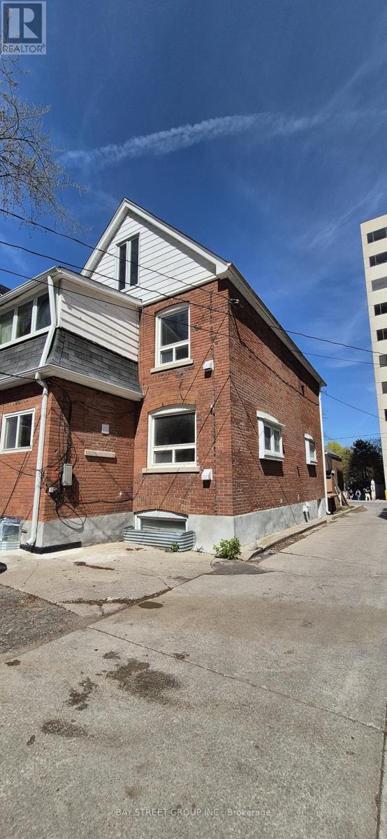 Photo - 6 Ferndale Ave