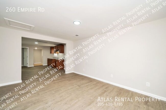 Photo - 260 Empire Rd