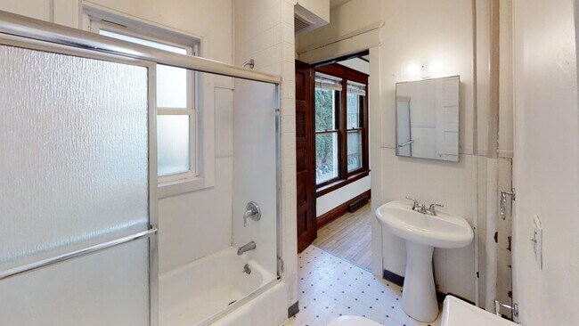 Photo - 5018 Tioga St