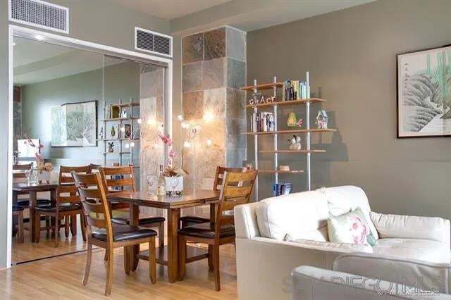 Photo - 350 W Ash St Unidad 811