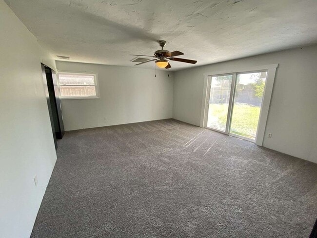 Photo - 4 bedroom ranch style hom