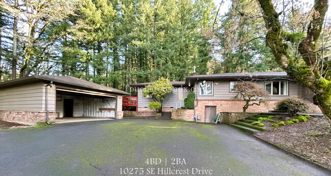 4BD|2.5BA Home in the Hills of Happy Valley - 4BD|2.5BA Home in the Hills of Happy Valley