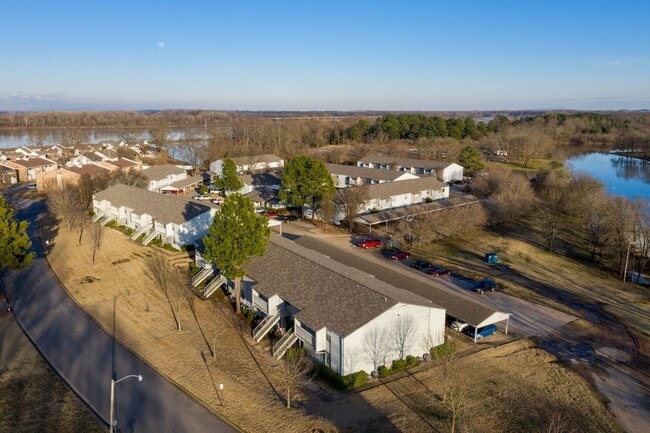 Photo - Marina Apartments