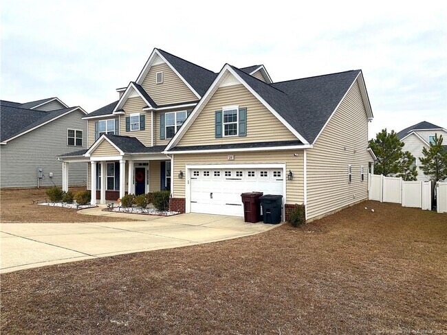 Photo - 28 Torrington Ridge