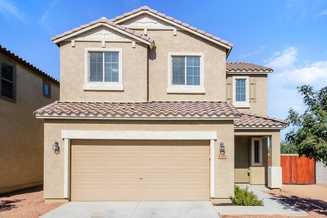 Photo - 1240 E Taylor Trail House